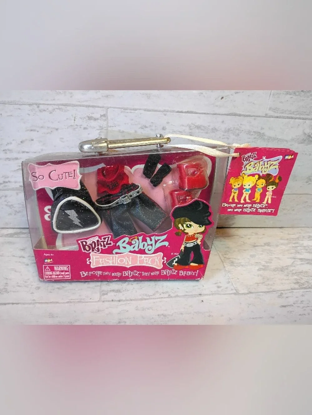 Bratz Babyz Fashion Pack - Rock Out / Punkz Style NEW SEALED READ